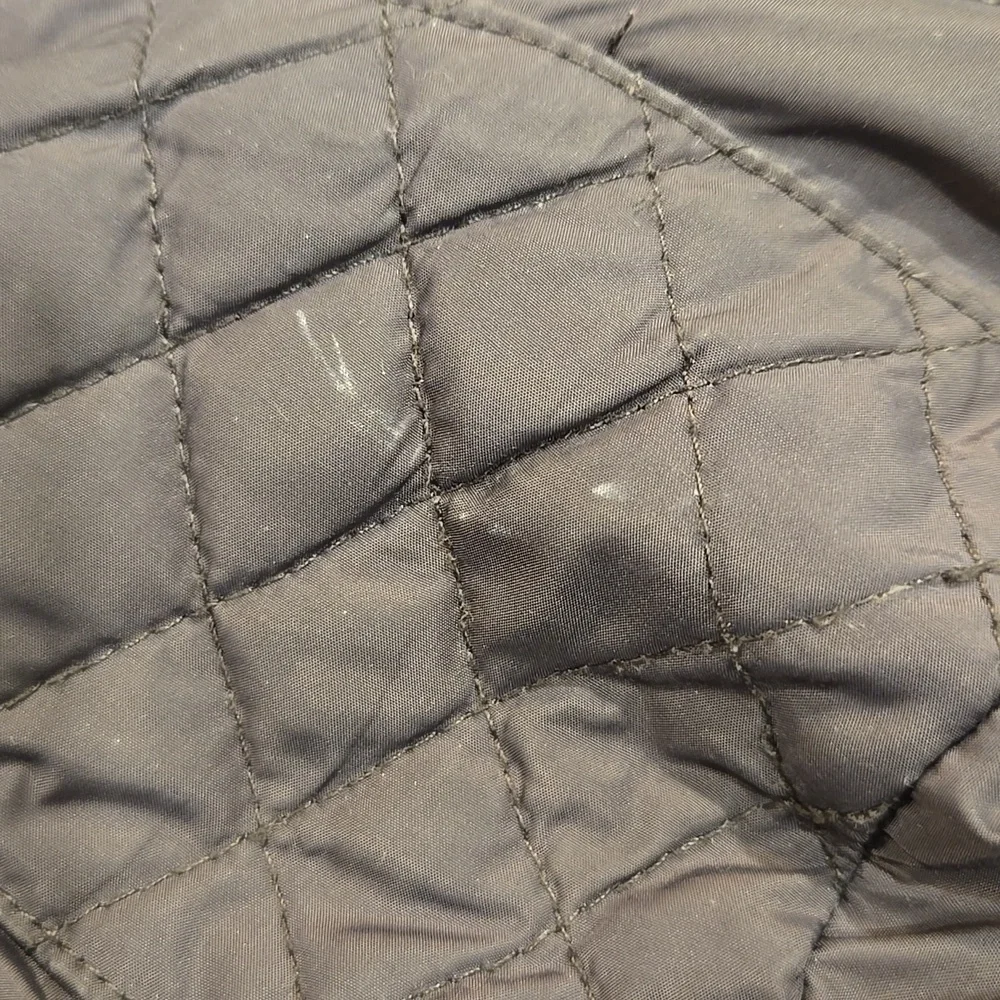 BETSEY JOHNSON DOWN BLEND PUFFER COAT WITH FAUX FUR HOOD AND BELTED WAIST. SZ MD